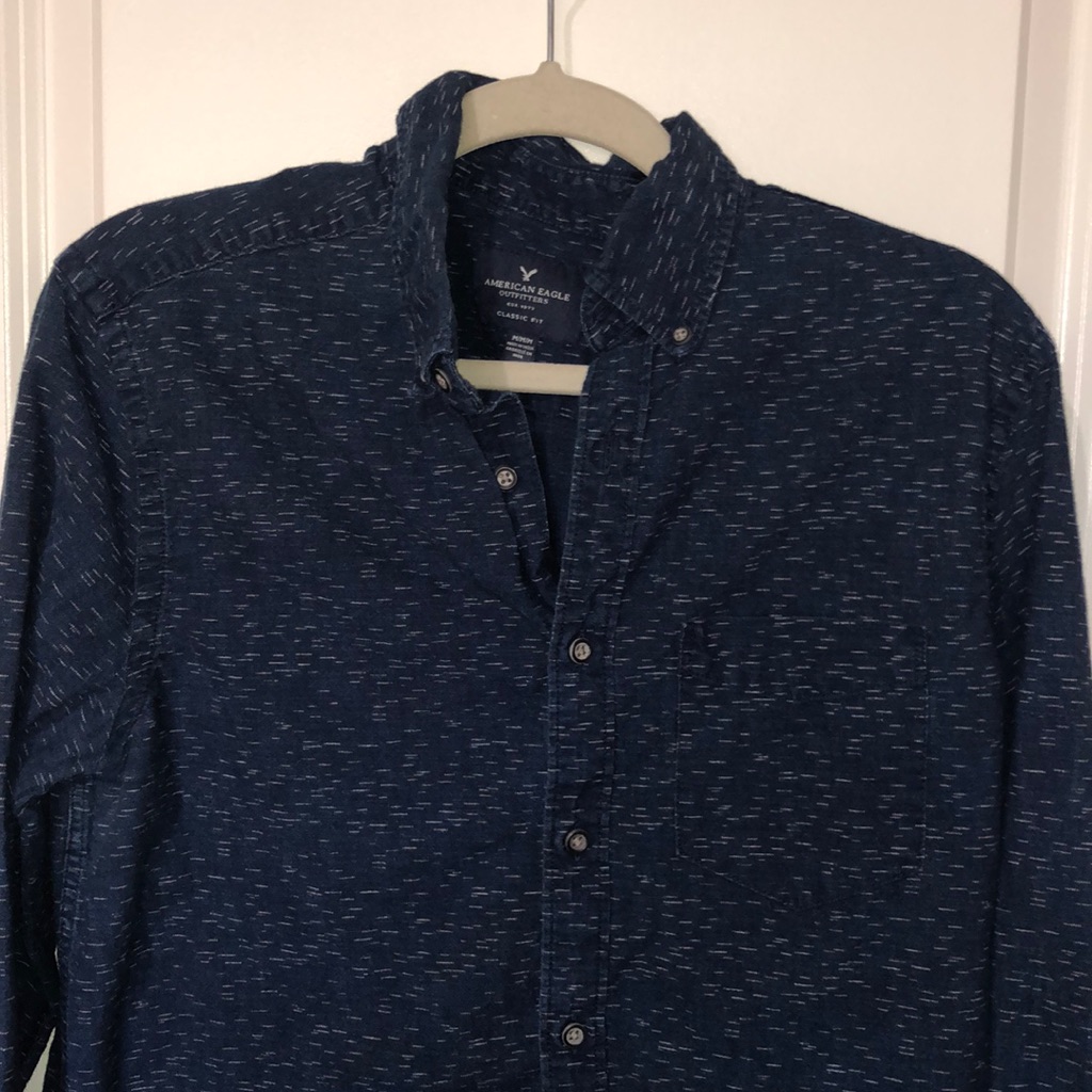 Aeo Blue W/ White Pattern Button Down